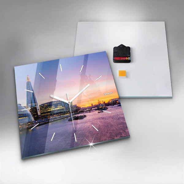 Wanduhr quadratisch Blick auf London