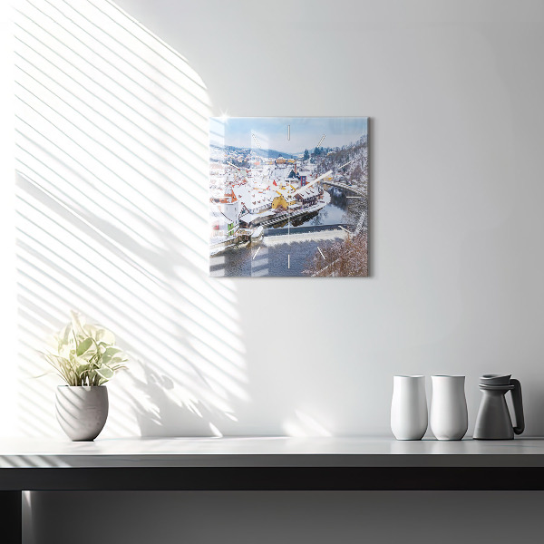 Wanduhr modern quadratisch Panorama einer Stadt im Winter