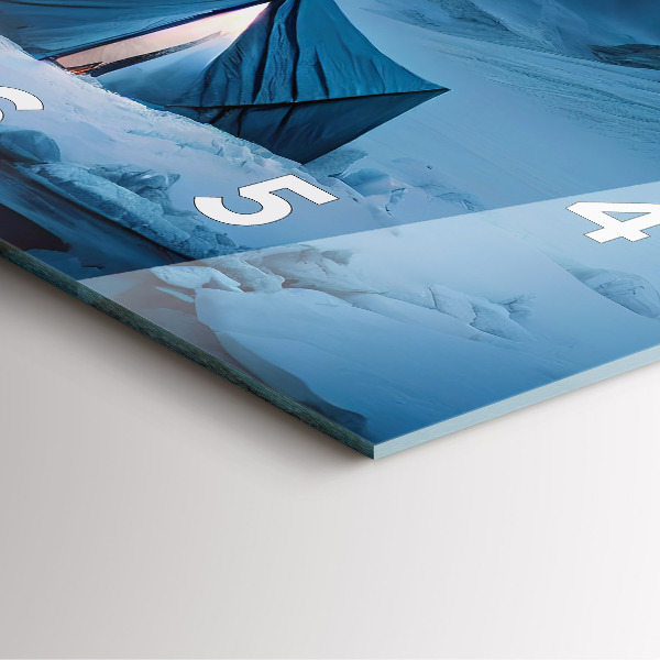 Wanduhr quadratisch mit motiv Zelt in den Bergen von Island