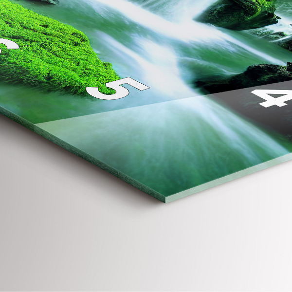 Wanduhr quadratisch Wasserfall zwischen Moos