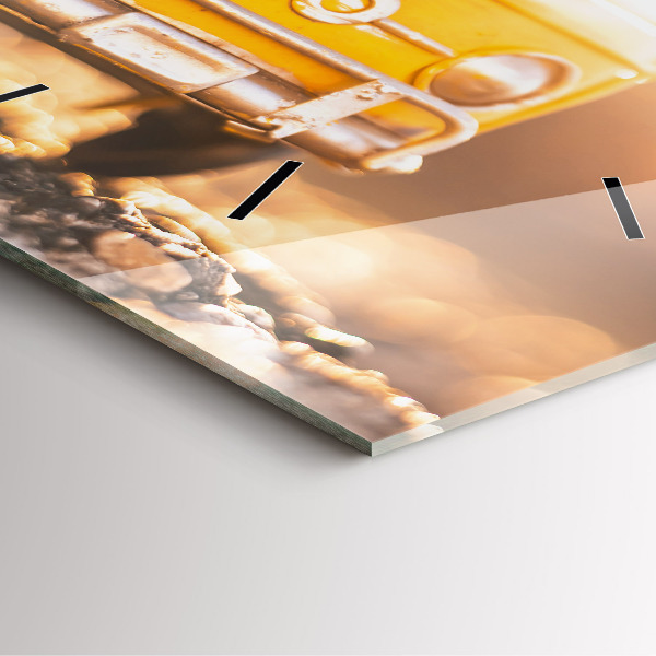 Wanduhr modern quadratisch Auto im Urlaub