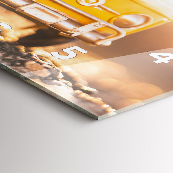 Wanduhr modern quadratisch Auto im Urlaub