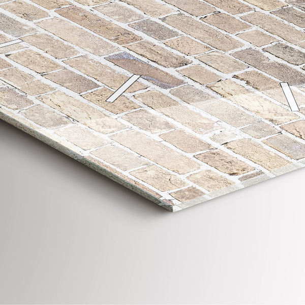 Wanduhr quadratisch Backsteinmauer