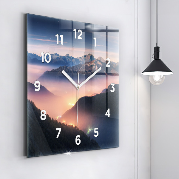 Wanduhr modern quadratisch Bergspitzen Landschaft