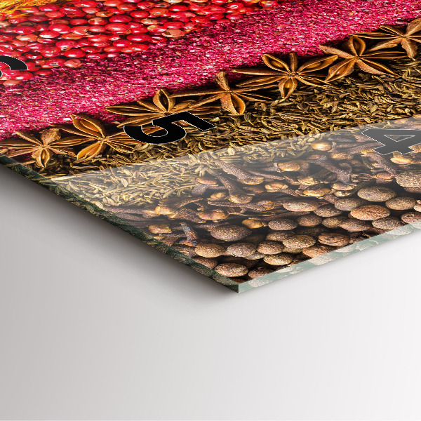 Wanduhr quadratisch Reihen von Gewürzen