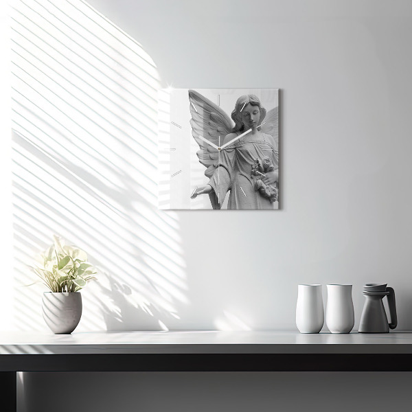 Wanduhr quadratisch mit motiv Skulptur eines Engels mit Flügeln