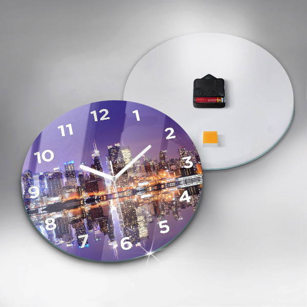 Wanduhr glas rund New York bei Nacht