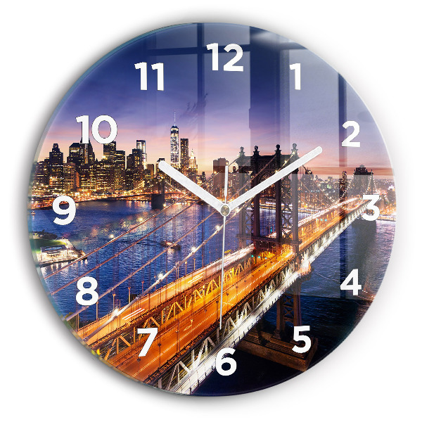 Wanduhr rund New York und der Sonnenuntergang