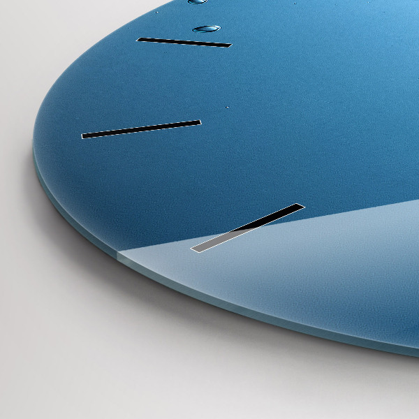 Wanduhr rund Nahaufnahme von Wasser