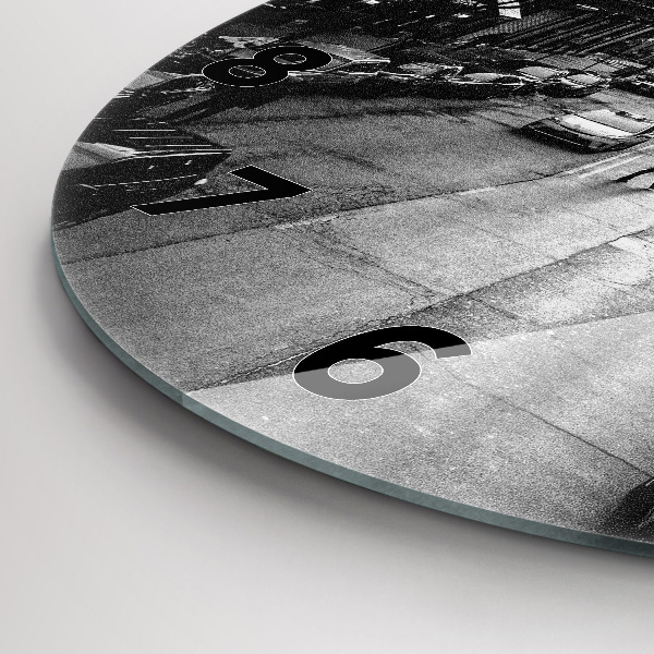 Wanduhr rund Straßen in Chicago