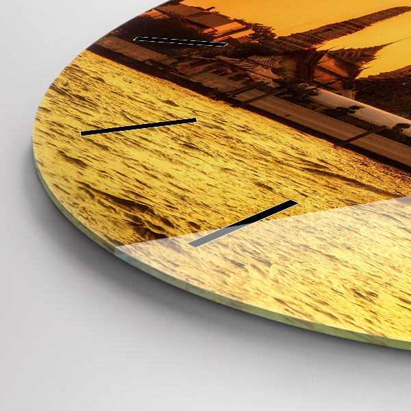 Wanduhr rund Wat arun Bangkok Thailand