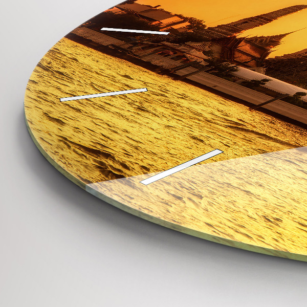 Wanduhr rund Wat arun Bangkok Thailand