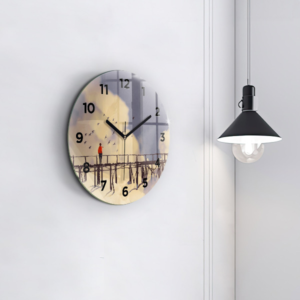 Wanduhr rund mit motiv Mann auf einer alten Brücke