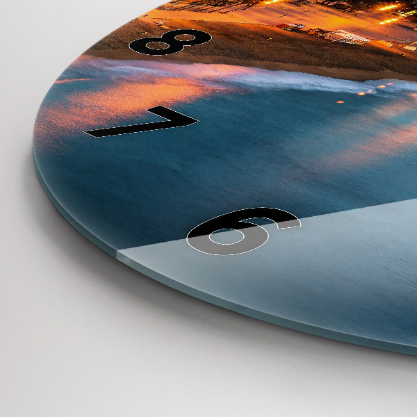 Wanduhr rund Strand von Barcelona