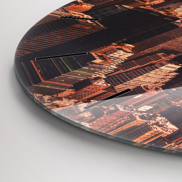 Wanduhr rund Panorama der Stadt im Westen