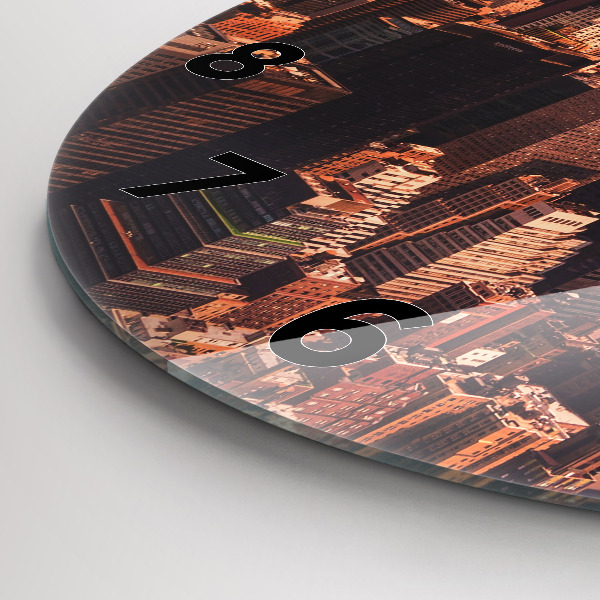 Wanduhr rund Panorama der Stadt im Westen