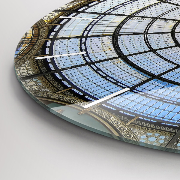 Wanduhr rund Mailänder Einkaufszentrum