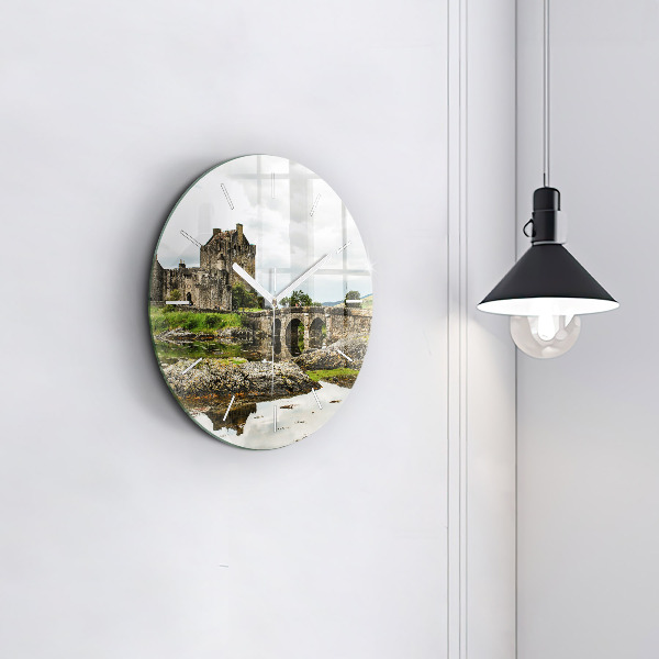 Wanduhr rund mit motiv Schloss Eilean Donan in Schottland