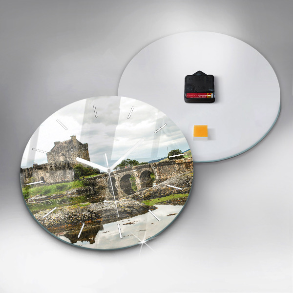 Wanduhr rund mit motiv Schloss Eilean Donan in Schottland