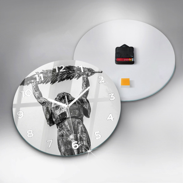 Wanduhr glas rund Freiheitsstatue in Budapest