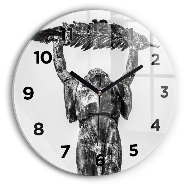 Wanduhr glas rund Freiheitsstatue in Budapest