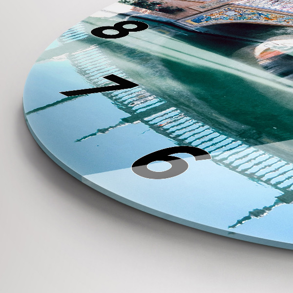 Wanduhr glas rund Spanischer Platz in Sevilla