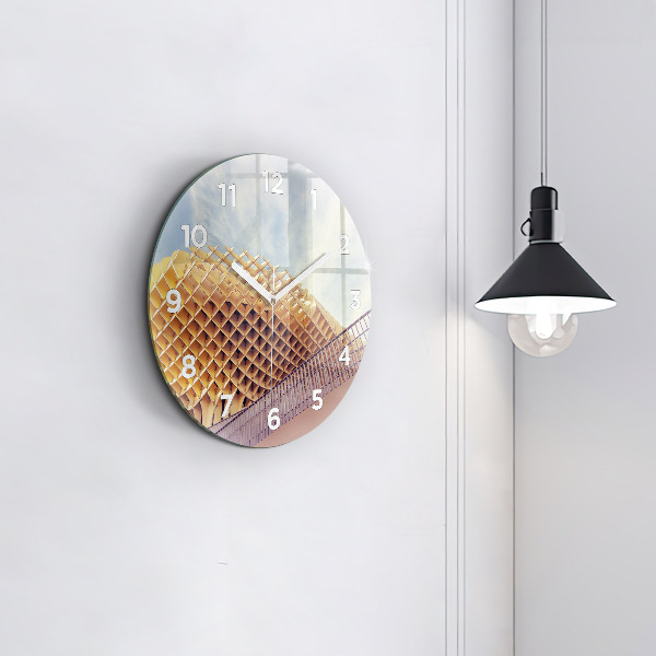 Wanduhr rund Aussichtspunkt in Sevilla