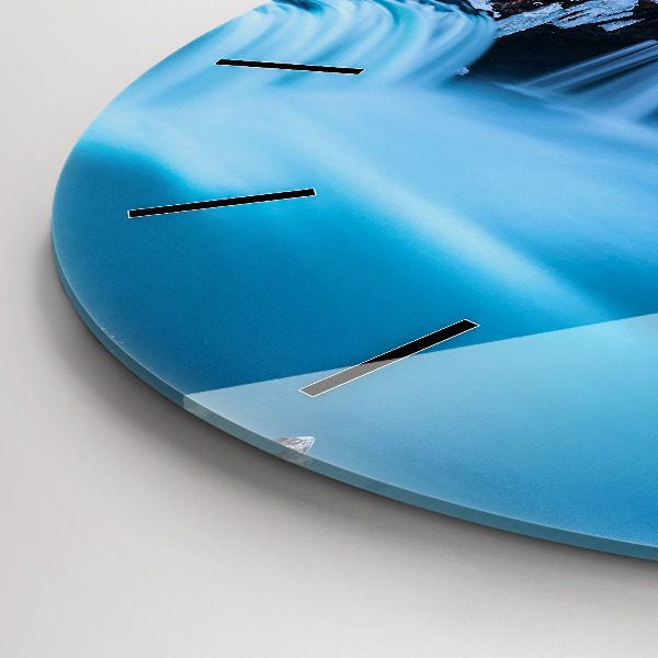 Wanduhr rund Godafoss-Wasserfall in Island