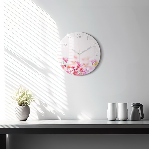 Wanduhr rund Blumen auf einer Wiese