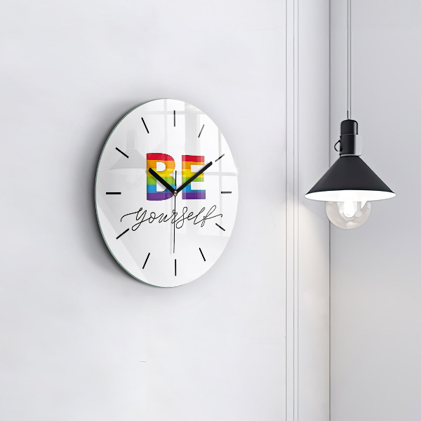 Wanduhr glas rund Inschrift Sei du selbst